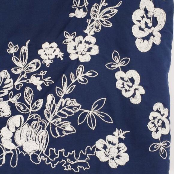 Ann Taylor Floral Embroidered Pencil Midi Business Career Skirt Women's 10P - Picture 3 of 5